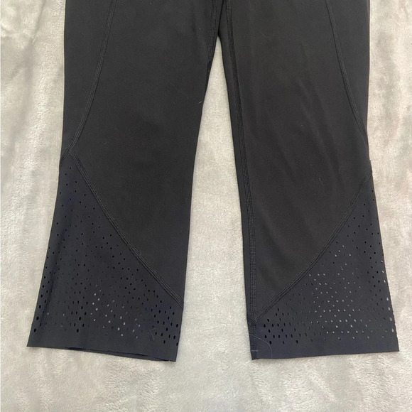 Lululemon Anew Crop (21") Black 21276 - Picture 8 of 16